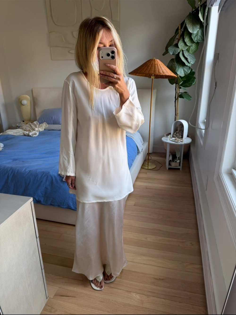 Vince Beige Satin Acetate Slip Midi Skirt Size M